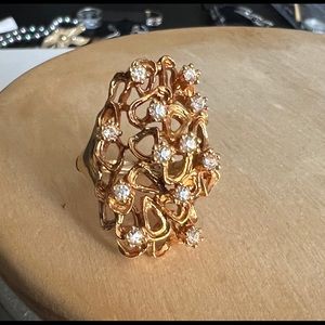 Large Vintage Cocktail Ring 18K Gold HGE Diamonds Size 5.5 / 6 if spacer removed